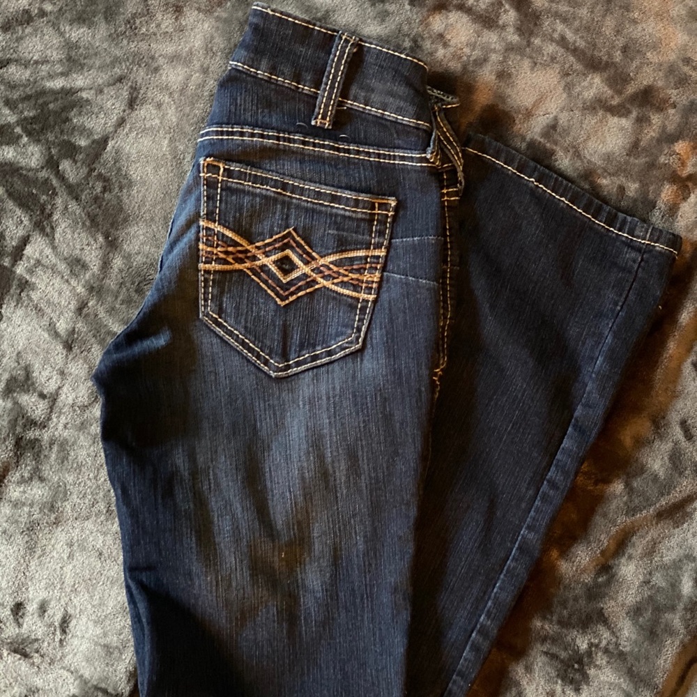 Ariat women’s dark wash jeans!